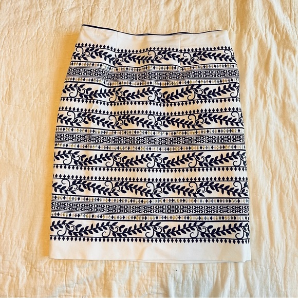 White House Black Market Dresses & Skirts - NWOT WHBM Black and White Patterned Embroidered Skirt